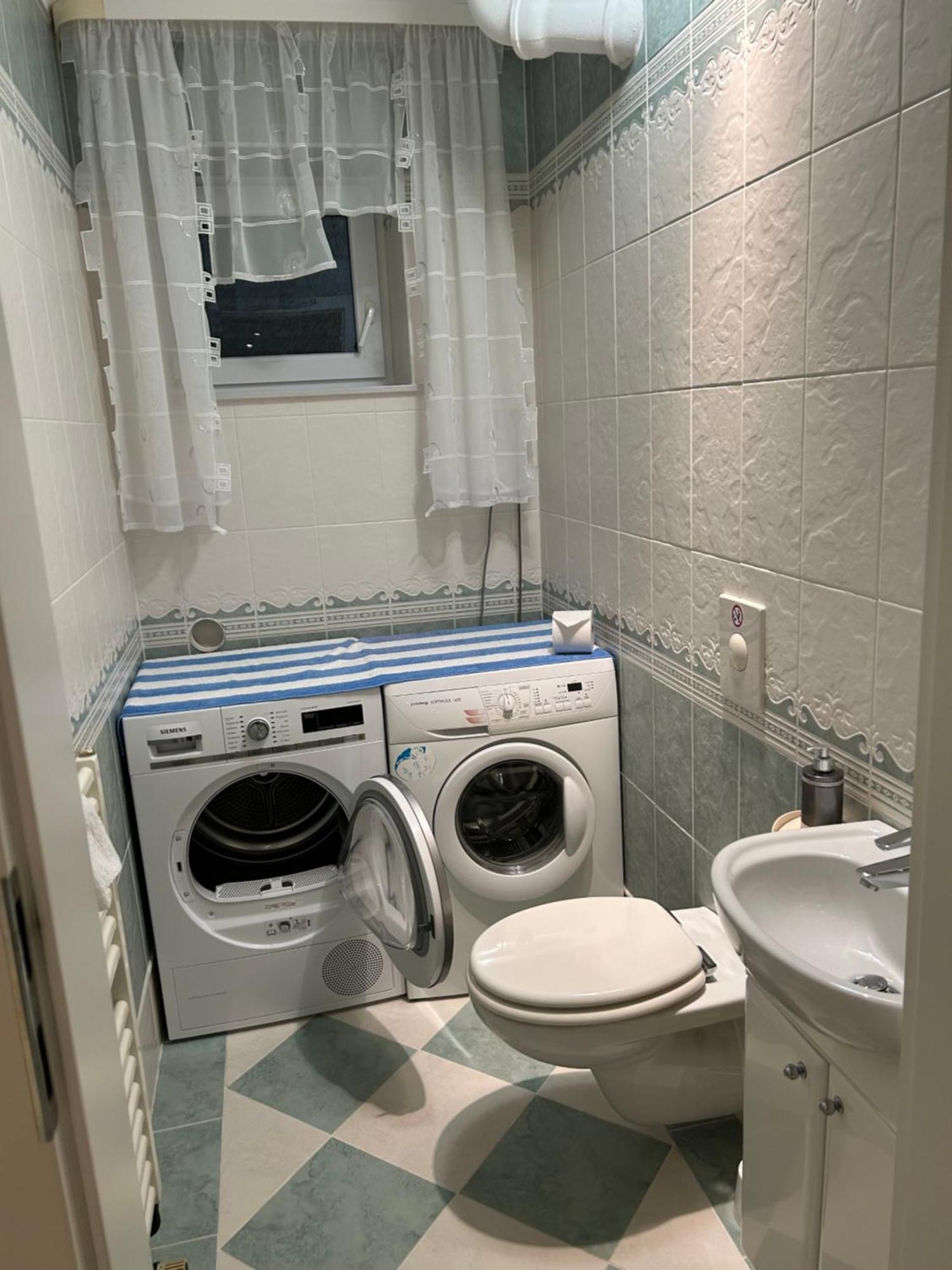 5 Sterne Ferienwohnung Cattaleya Емден Екстер'єр фото